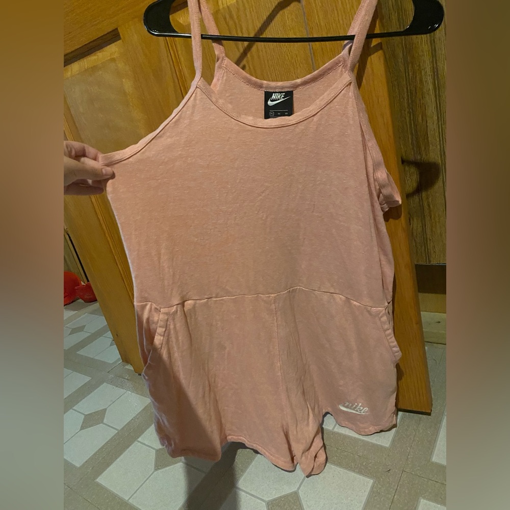 Nike sports romper - size XL - light pink/peach